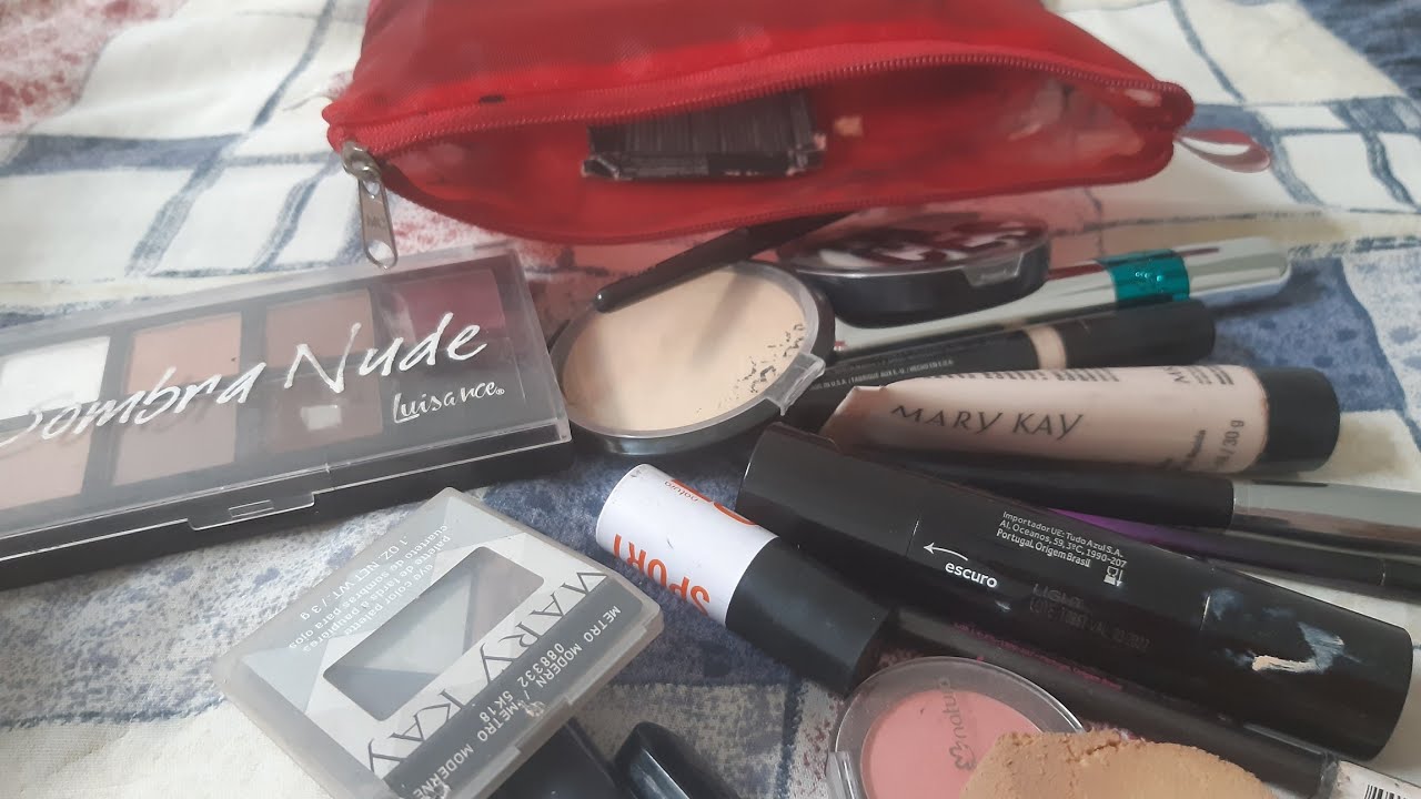 O que tem na minha necessaire de maquiagem 💄👝