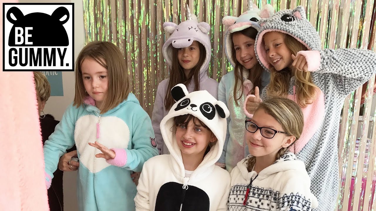 ENTRE YOUTUBERS ! &bull; BE GUMMY PARTY EN BELGIQUE :) - Studio Bubble Tea