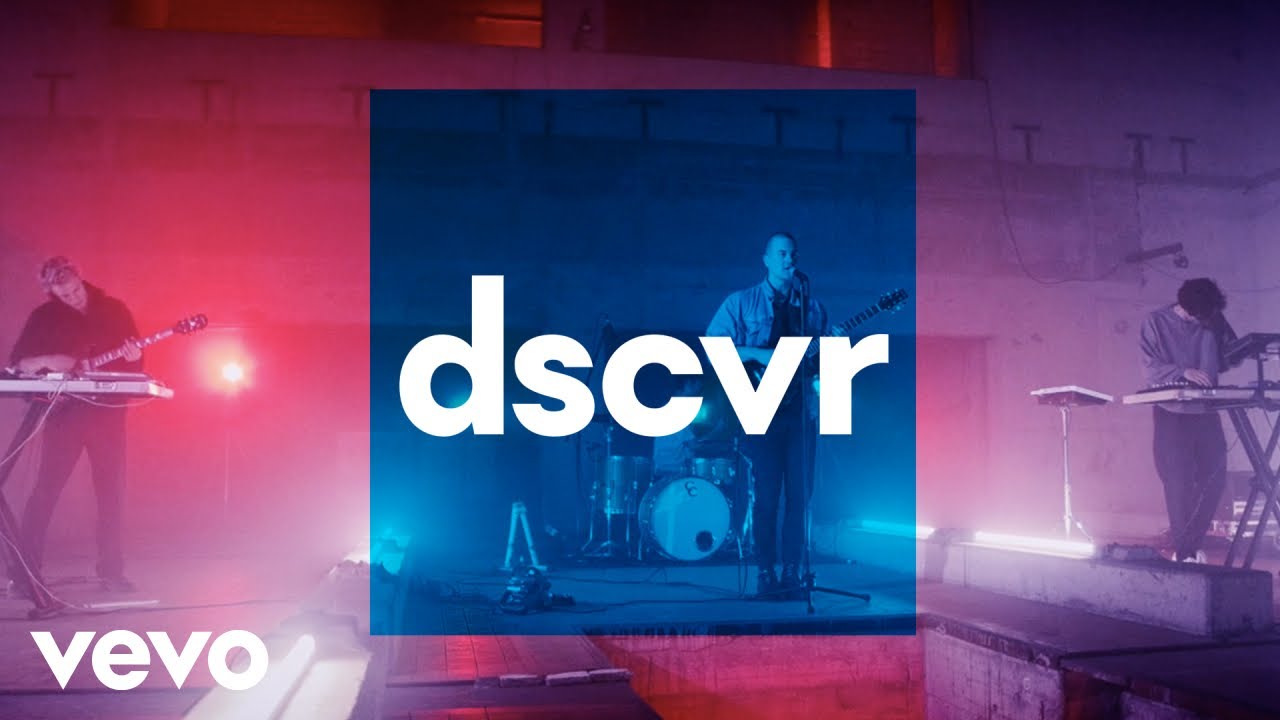 Lea Porcelain - Loose Life - Vevo dscvr (Live)