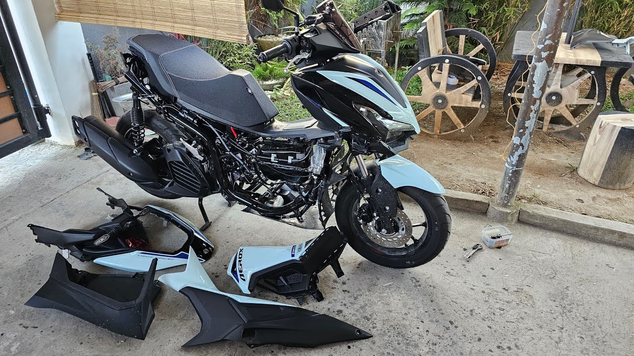 PAANO MAGBAKLAS NG FAIRINGS SA AEROX V3 2025 GLAZE BLUE TUTORIAL STEP BY STEP 