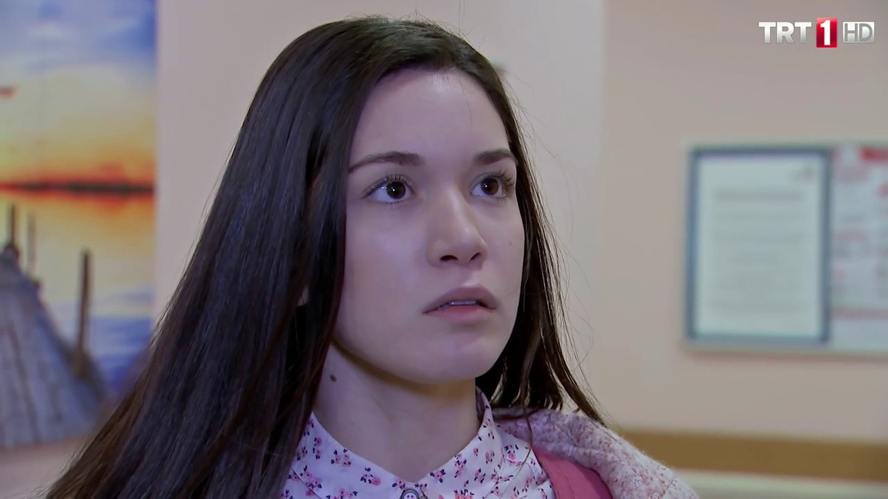 Zehra & Ömer Aaj Phir Tumpe Adını Sen Koy Klip