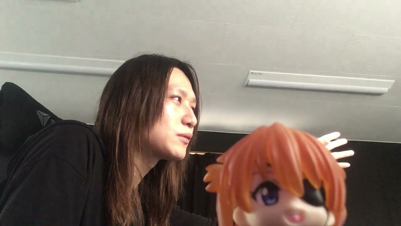 傾きかけた天秤の上へ 築き上げてく天よりも高く