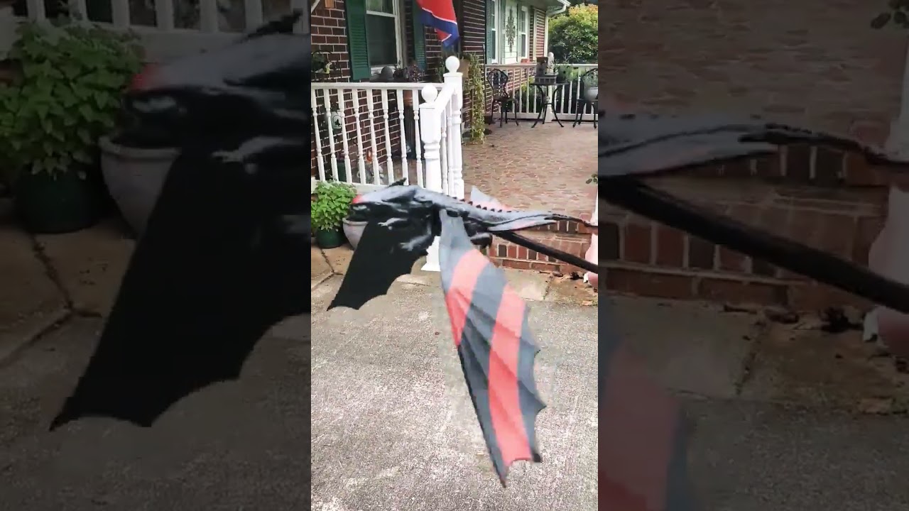 How To Train Your Dragon 2 Toothless Racing Flying Wing Flapping Wand Toy 20&rdquo; #dreamworks  #toys