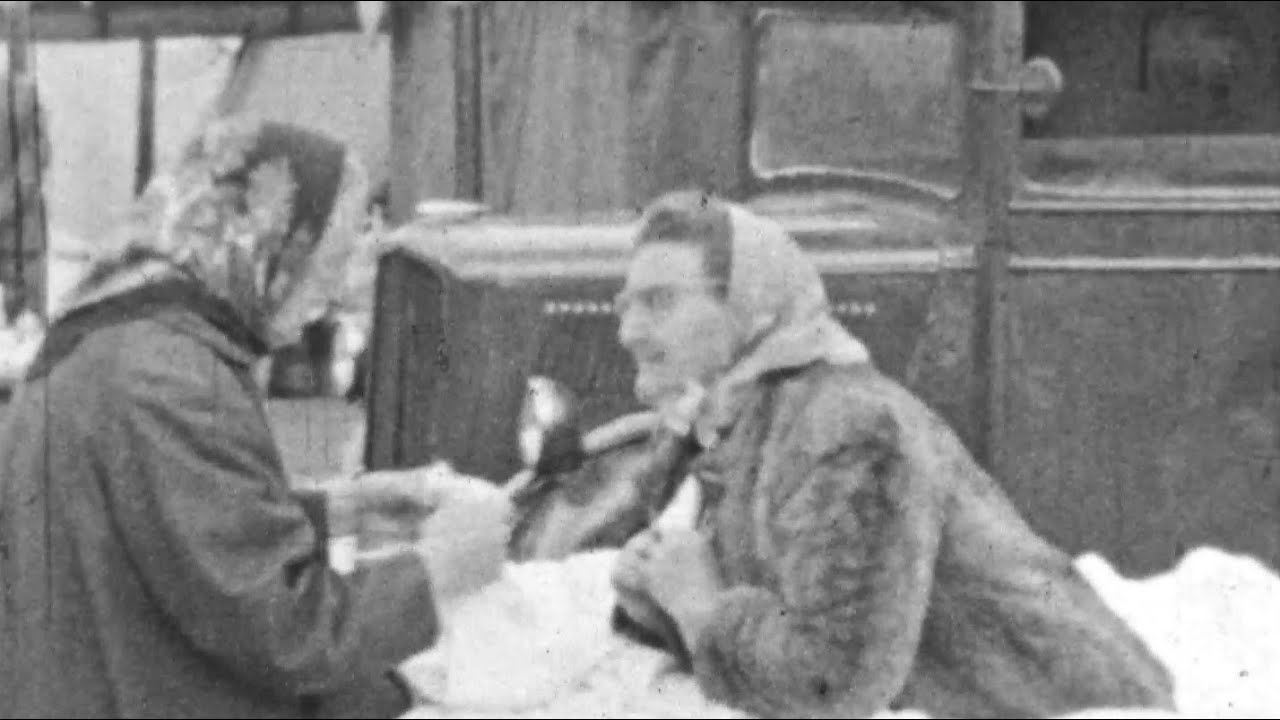 OUDE HAAGSE MARKT-1956/1957- STANDAARD 8 FILM