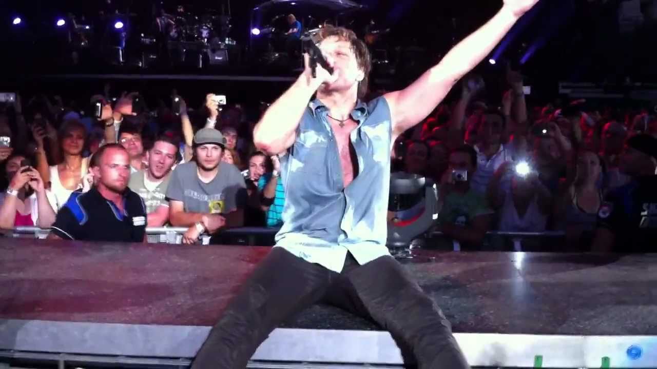 Bon Jovi Bucuresti 2011 - Bed Of Roses