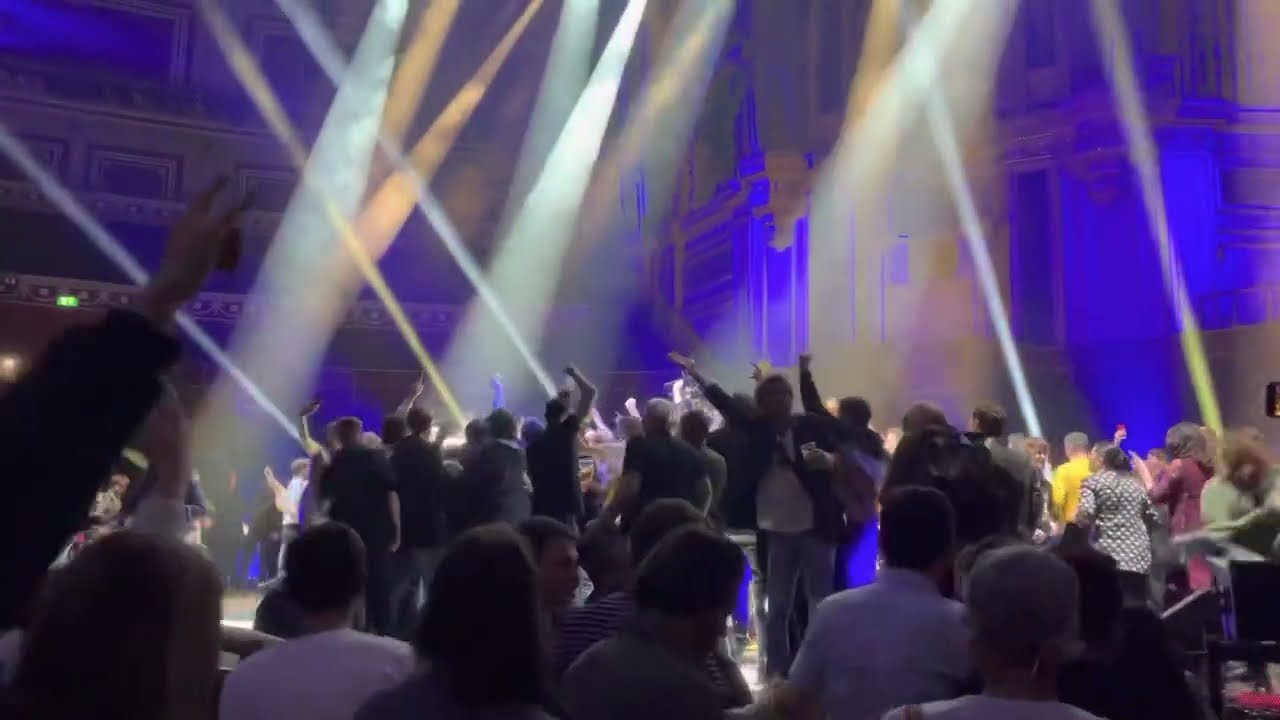 Peter Doherty Stage invasion