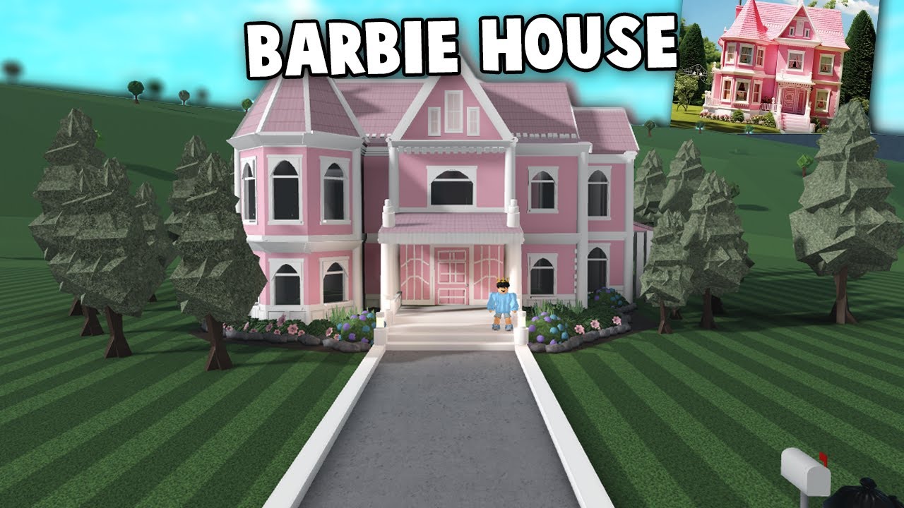 building BARBIE'S HOUSE in BLOXBURG