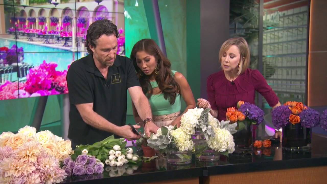 Jeff Leatham's easy and elegant summer floral arrangements