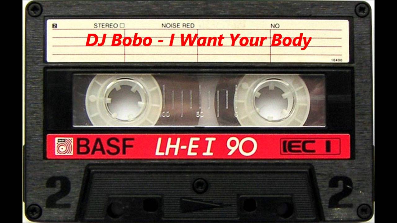 Megamix flash back Dance Anos 90 (Com link na descrição do video para fazer o download)