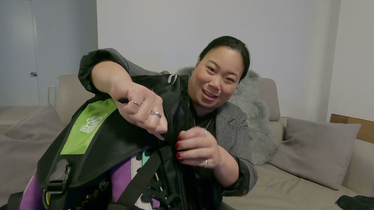 Roller Skate Bag | Roller Derby Bag Review -  Atom Wheels Backpack