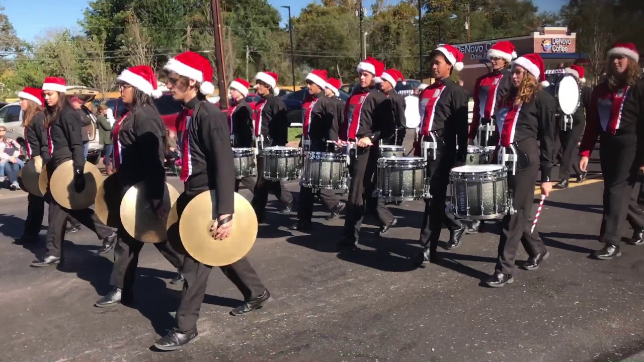 Tomball High School Band 2016 - Tomball Holiday Parade - Drum Cadence