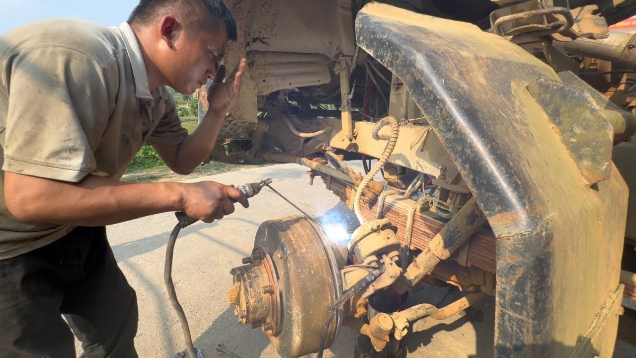 1 working day for the repairman; Mobile repair of broken down trucks along the road, night rescue
