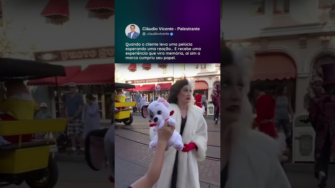 Когда покупатель приносит плюшевую игрушку, ожидая реакции&hellip;