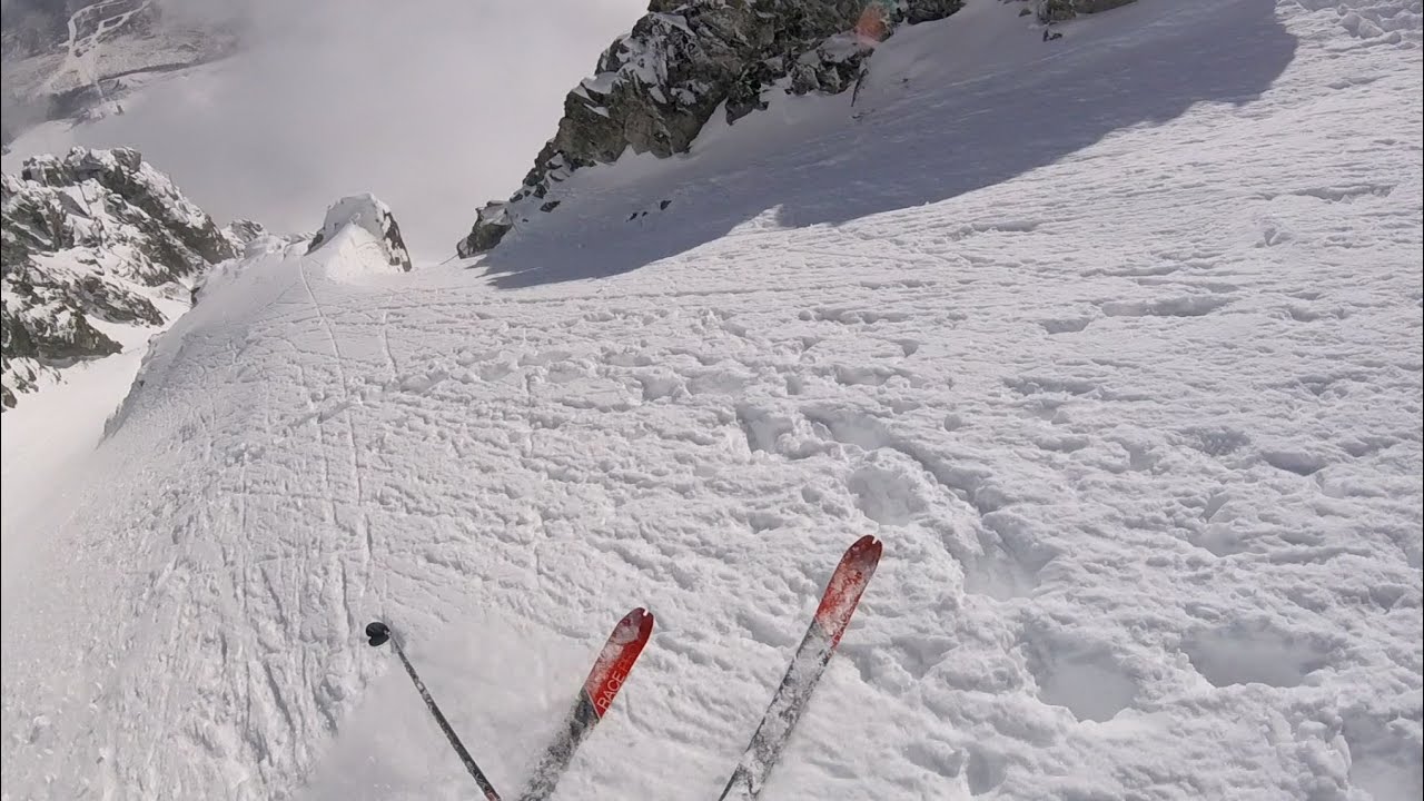 Lomnický štít na skialpoch so zjazdom z vrcholu