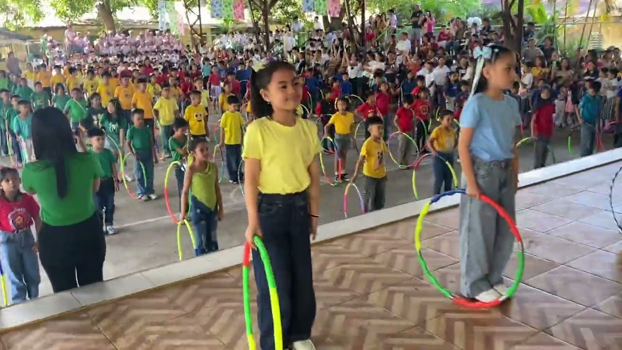 Hula hoop dance