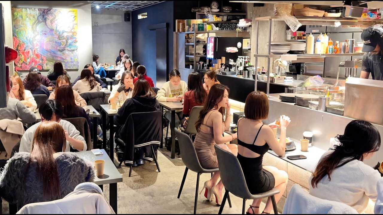 【東京】大行列の美女が集まる、黒手袋でかぶりつく飲めるタコス専門店がすごすぎた