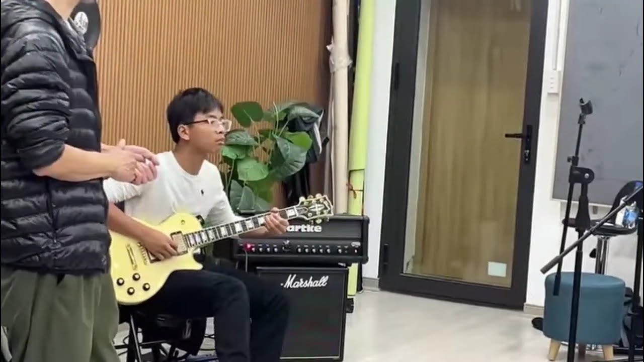 Phòng thu âm, đánh trống Starlab