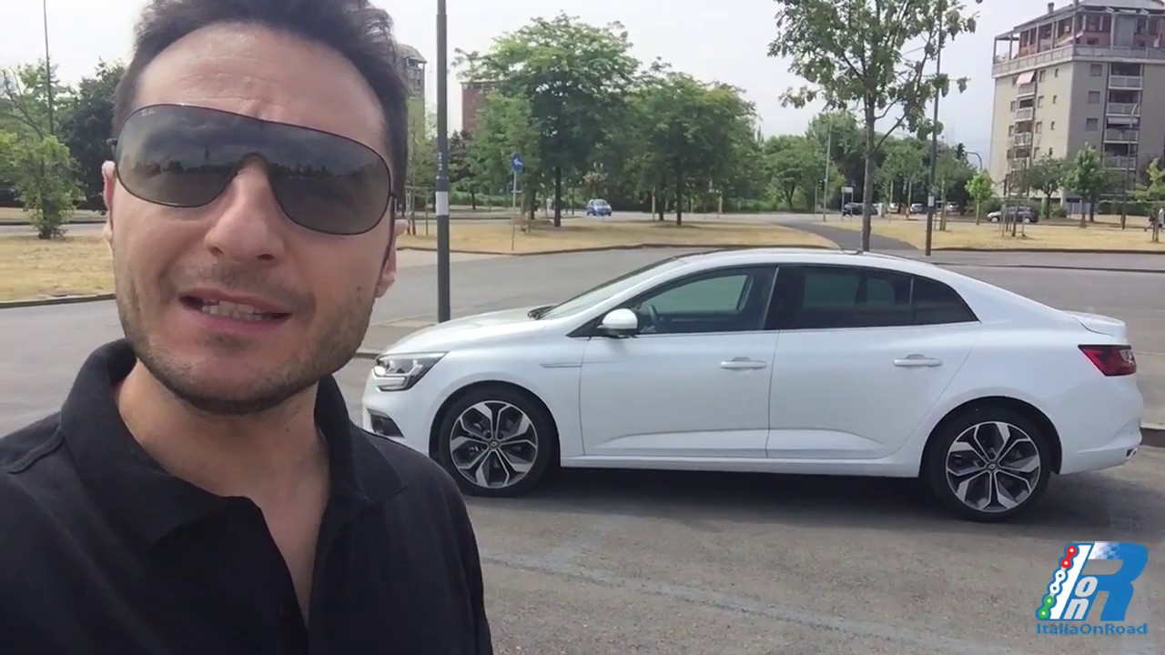 Prova interni Renault Megane Grand Coupé - test drive