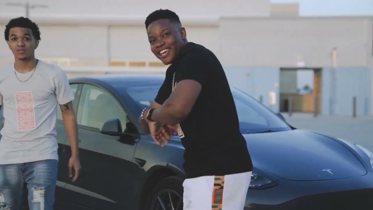 La Vito Ft Bmc Bino -Mucho Loko (Official Music Video)