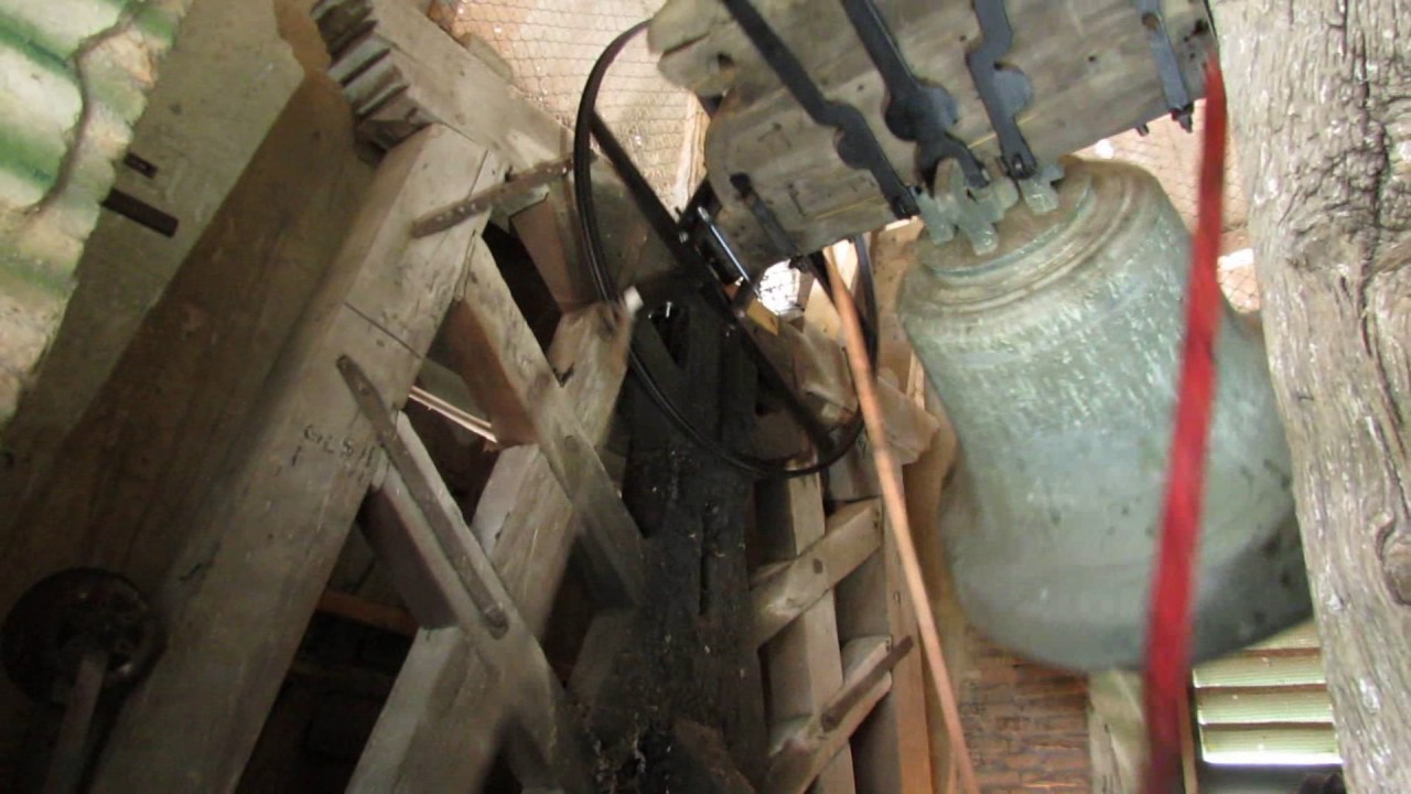 TATA (H) - A Szent Kereszt templom nagyharangja / Die Große Glocke der Kreuzkirche (2017)