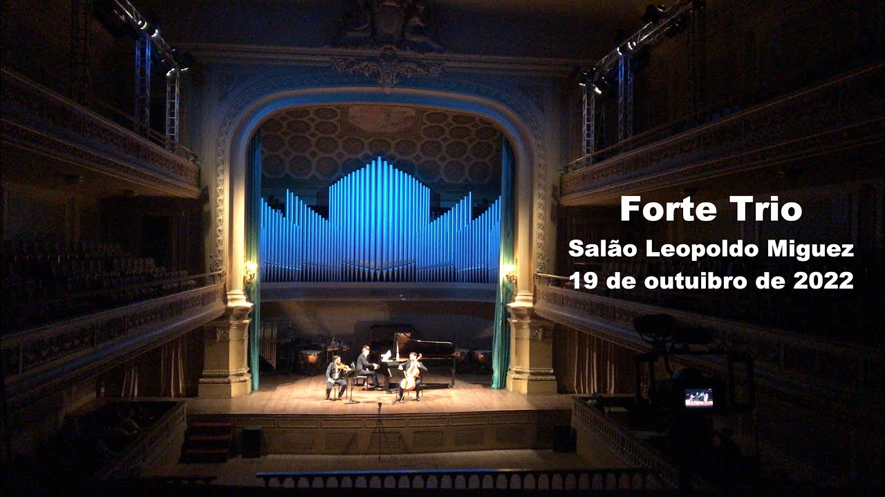 Astor PIAZZOLLA: As Quatro Estações Portenhas