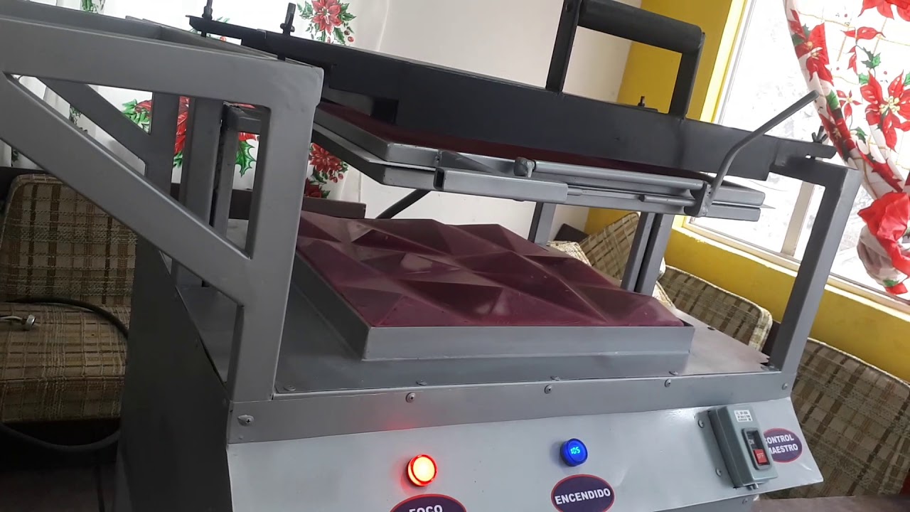 paneles 3D en maquina de termo formado