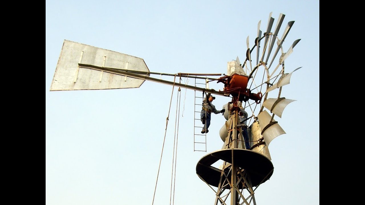 The Largest Windmill Built by Aermotor. The 20 Foot Aermotor Windmill