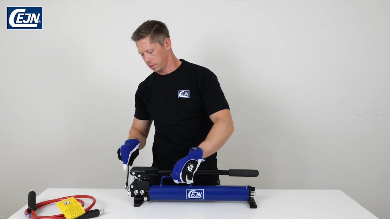 How to assemble the PHA 70MPa light pump kit | CEJN