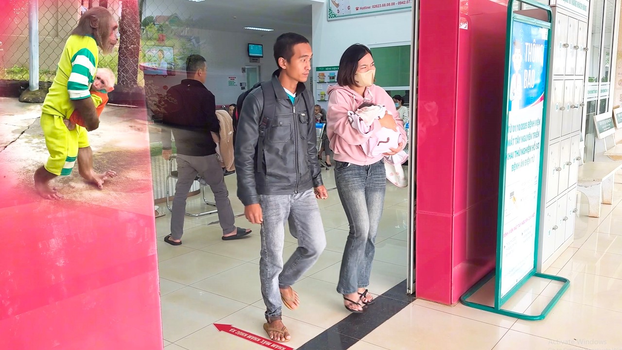 CUTIS & Buem Patiently Wait for Baby After Hospital Visit