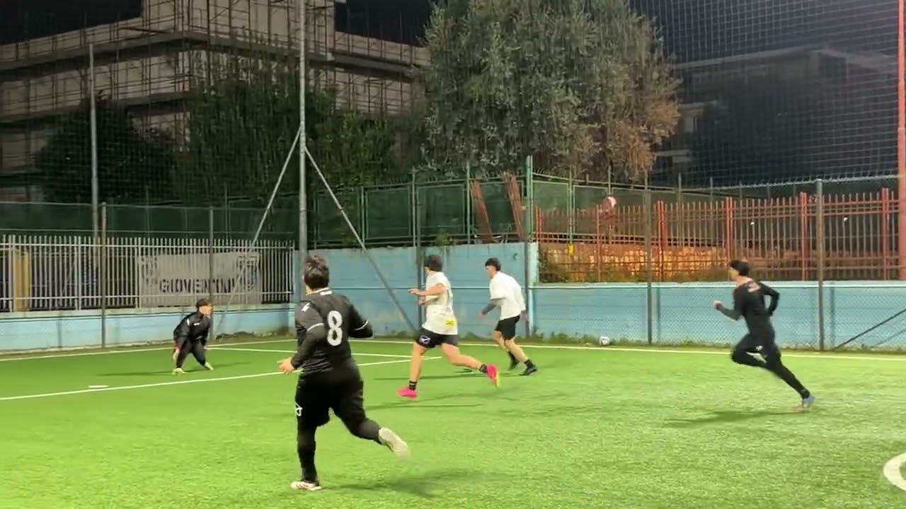 AMICHEVOLE CALCIO A 6 | BIANCHI 6 - 5 NERI