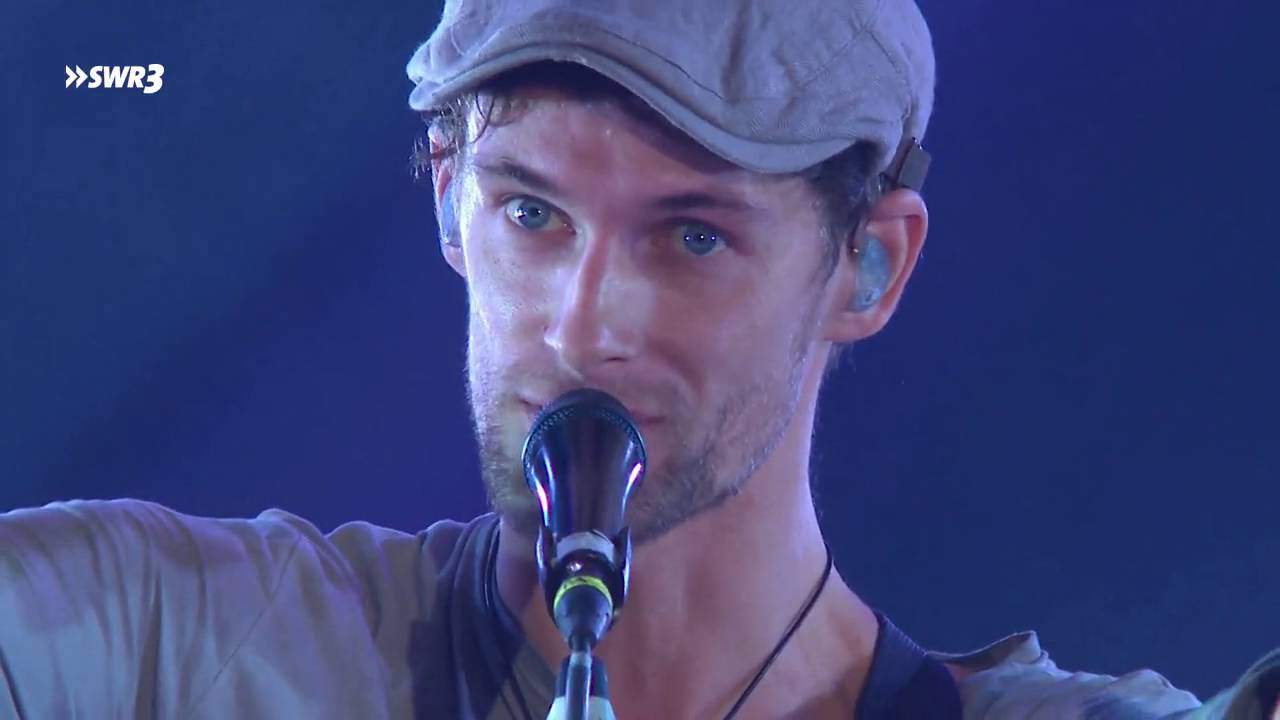 Walking on Cars - Catch Me If You Can, Speeding Cars & Two Stones (Live)