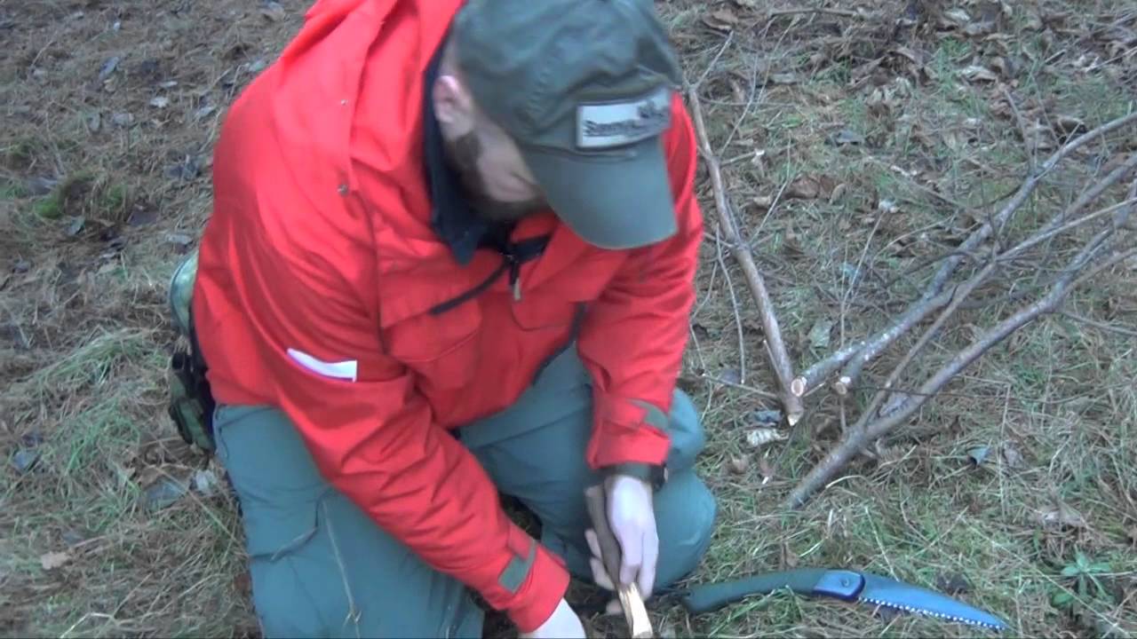 Jak rozpalić ognisko  - smolne patyki
