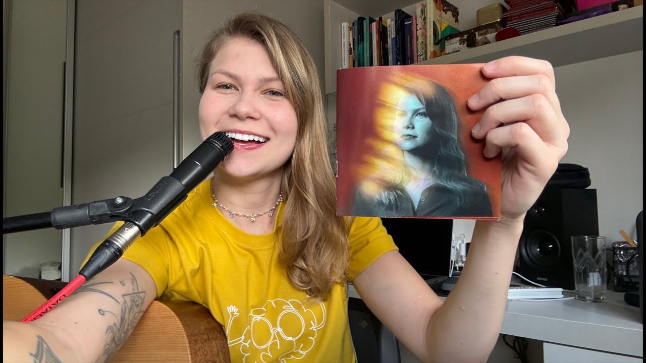 Vicka is live!
