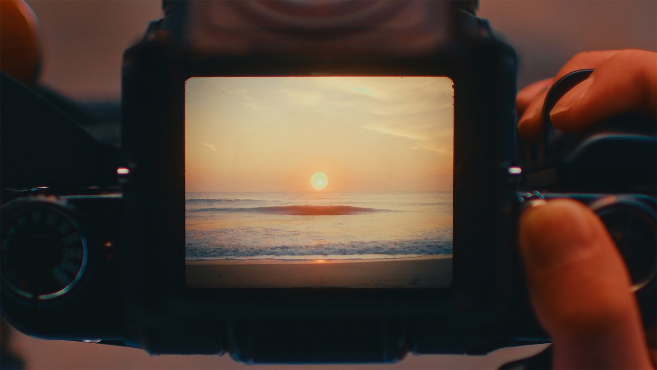 The Magic of the Waist Level Finder｜Pentax6×7