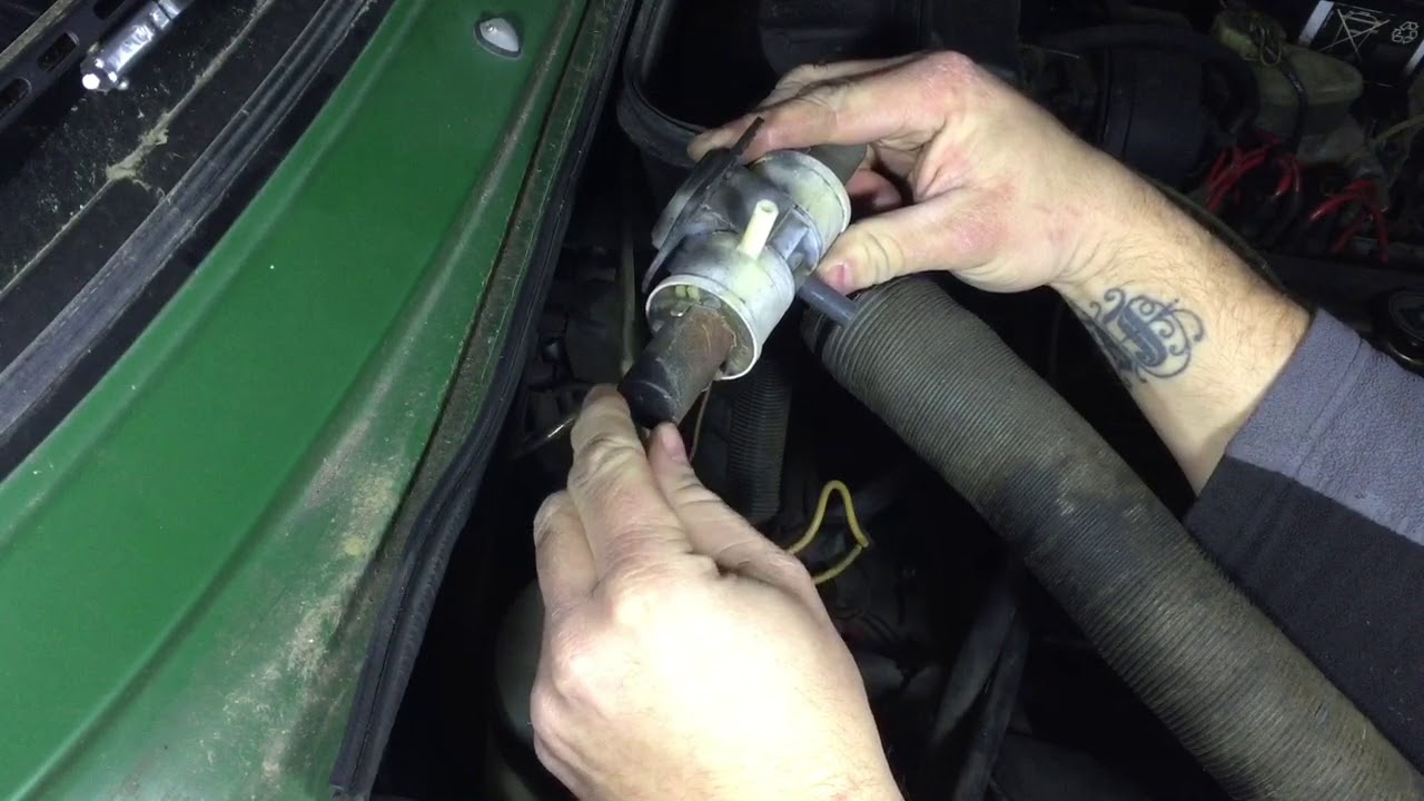 Volvo 66 Daf 66 Variomatic Reparatur des elektrischen Vakuum Ventils