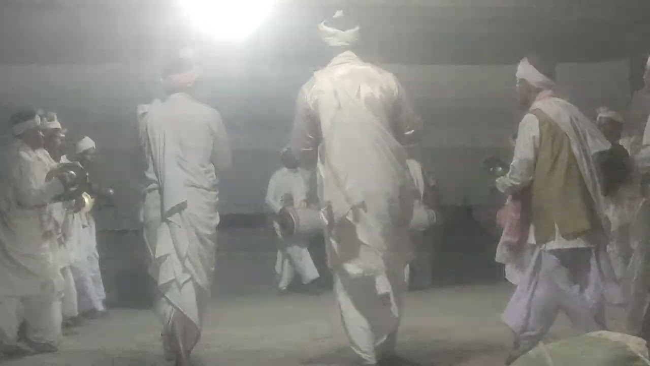 ফুলমাই দাসৰ মাহেকীয়া শ্ৰাদ্ধত মায়ামৰা সম্প্ৰদায়ৰ গায়ন-বায়নৰ এক দৃশ্যাংশ//স্থান: জানা 