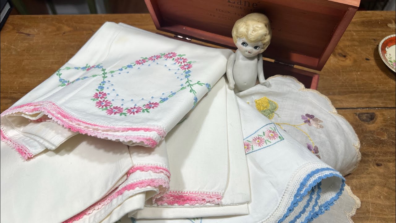 SOLD #video 56.#vintage #embroidered #linens