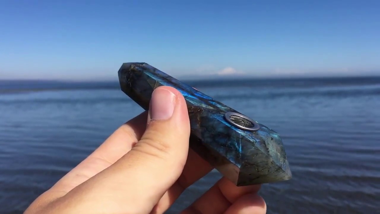Labradorite Crystal Pipe