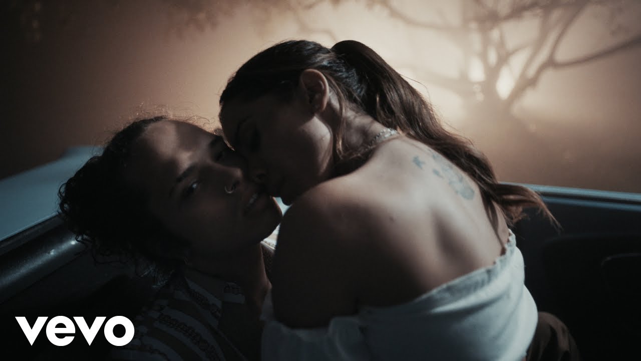 Vit&atilde;o, Anitta - Complicado
