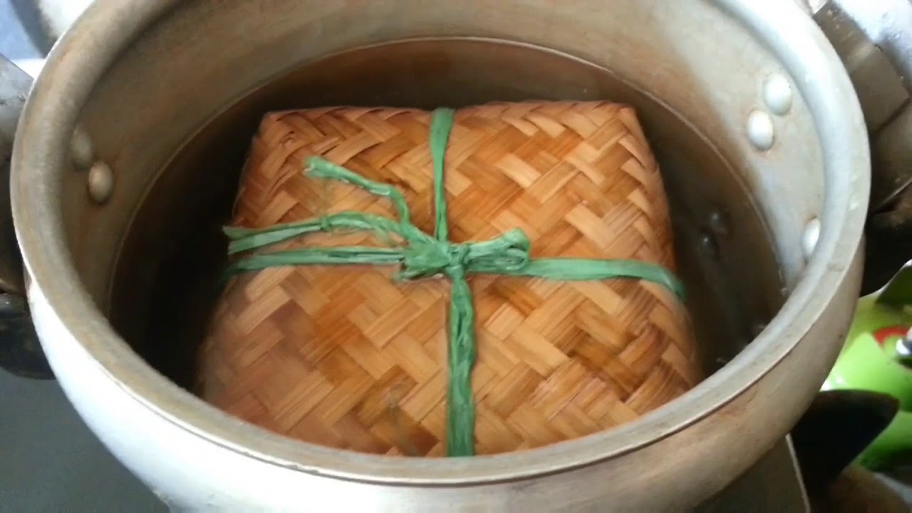 cara membuat ketupat besek / pipiti