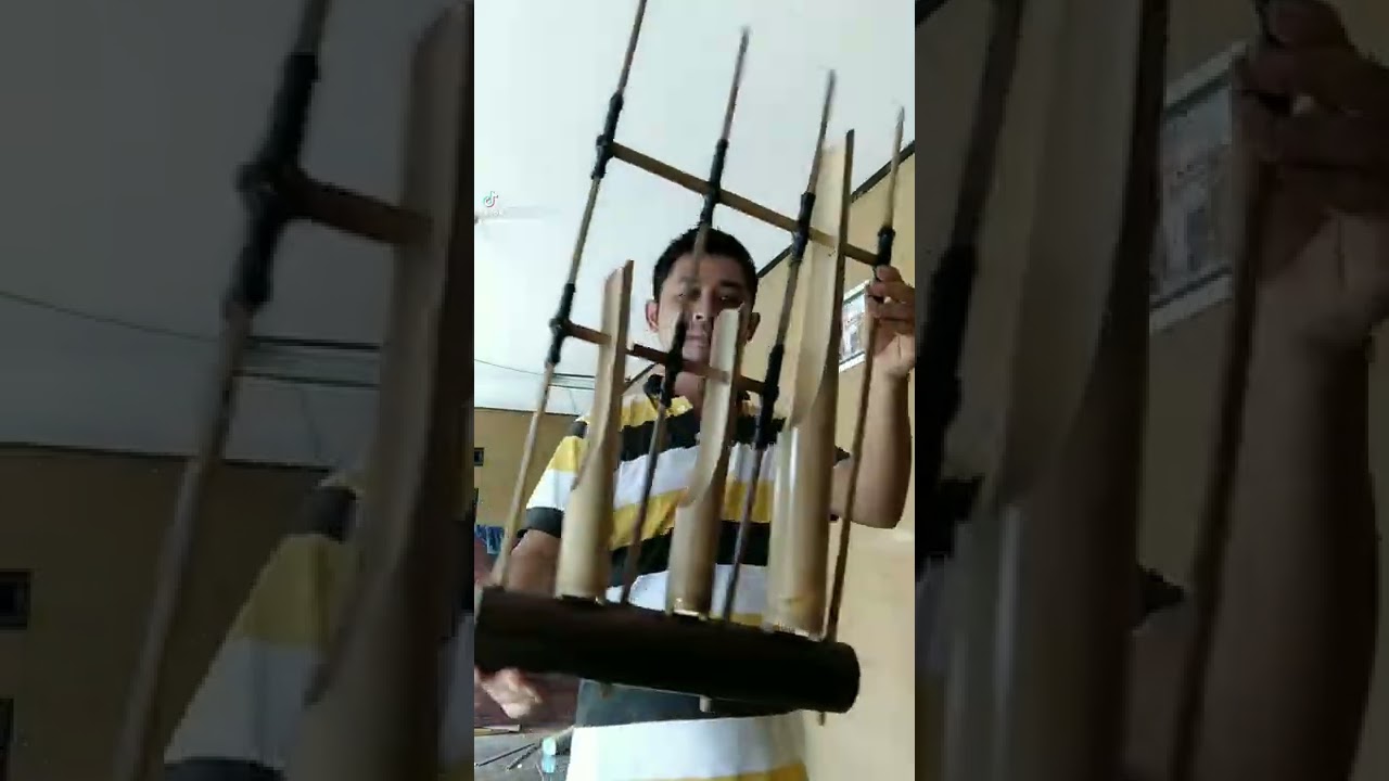 udah selesai nih, angklung bambu