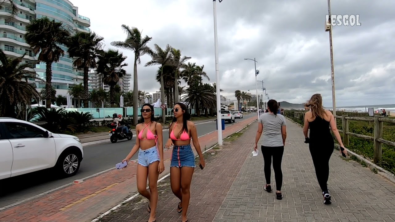 Praia Brava - Itaja&iacute; - Brazil
