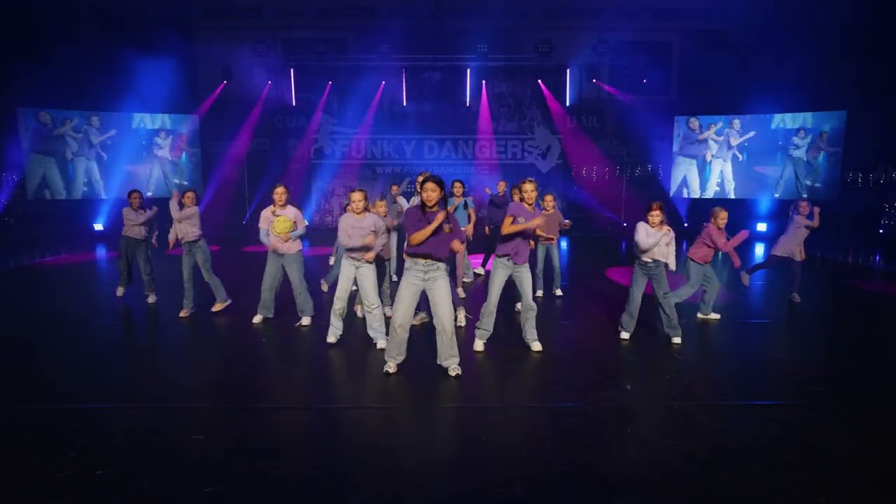 Vánoční show Funky dangers 2024 - Nováci Lovosice