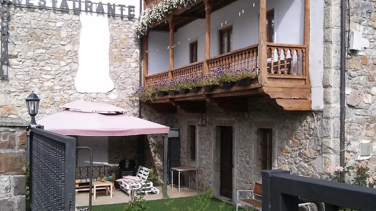 Hostal Nevandi, Camaleno, Spain