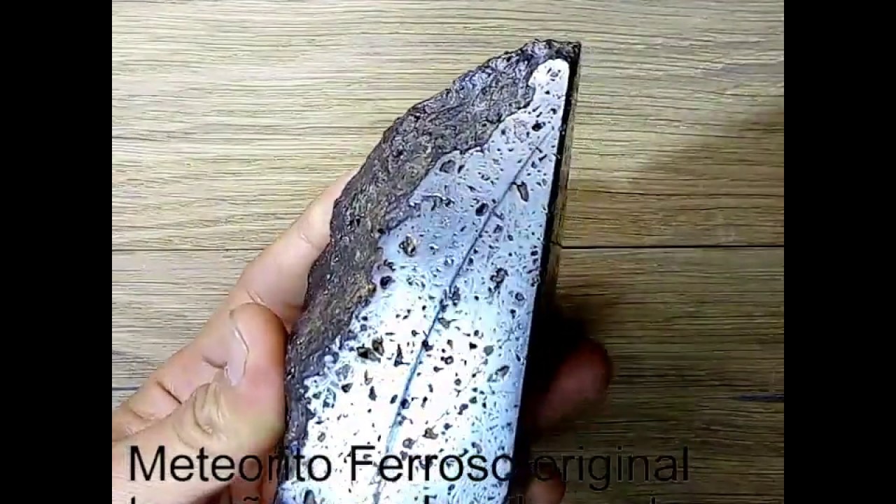 Meteorito ferroso original tama&ntilde;o grande a la venta