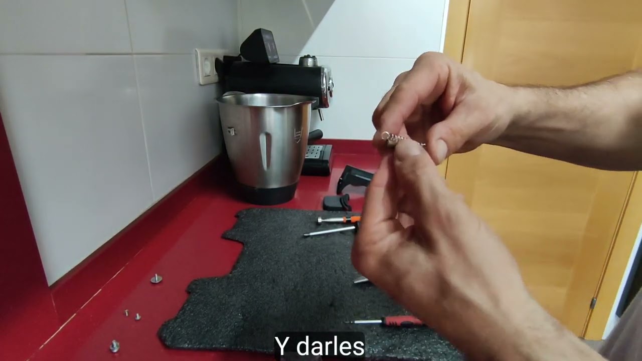 Cambiar muelles en vaso de robot de cocina monsieur cousine.