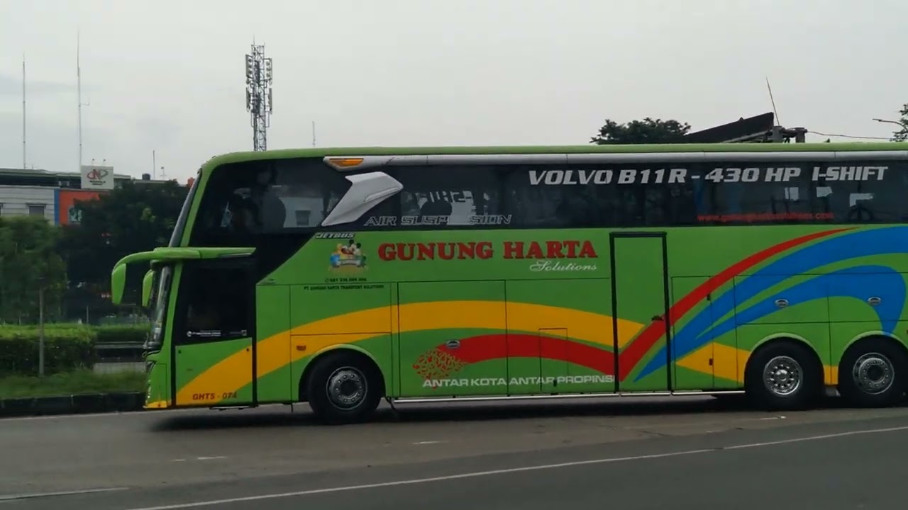 #Andriawanpratikto Telolet Mengular Bus Gunung Harta