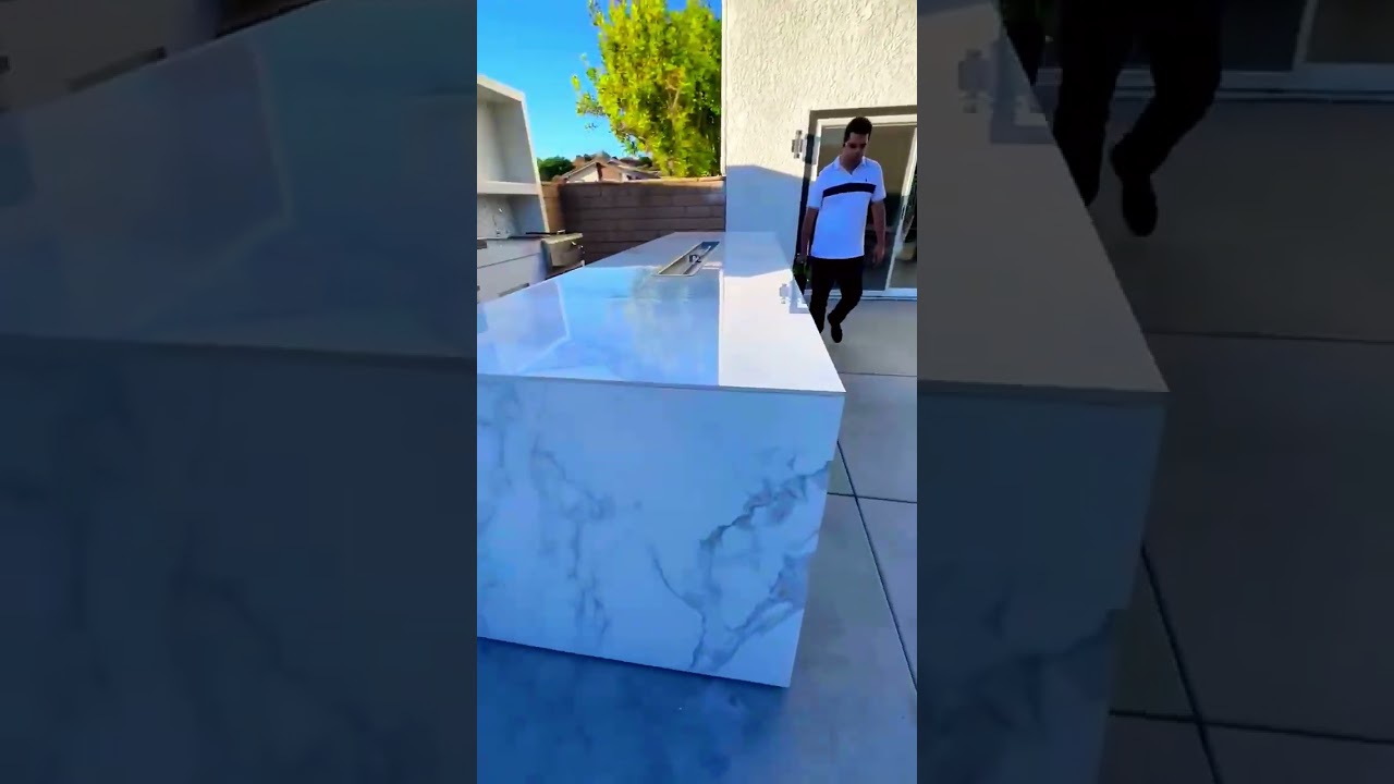 Sleek design. Practical comfort. Backyard perfection 😍