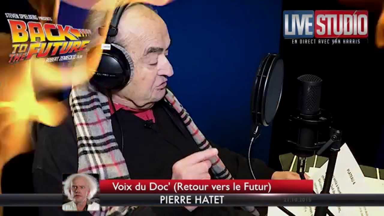 Pierre Hatet (Emmett Brown) en studio pour TF1 / Auto-Moto