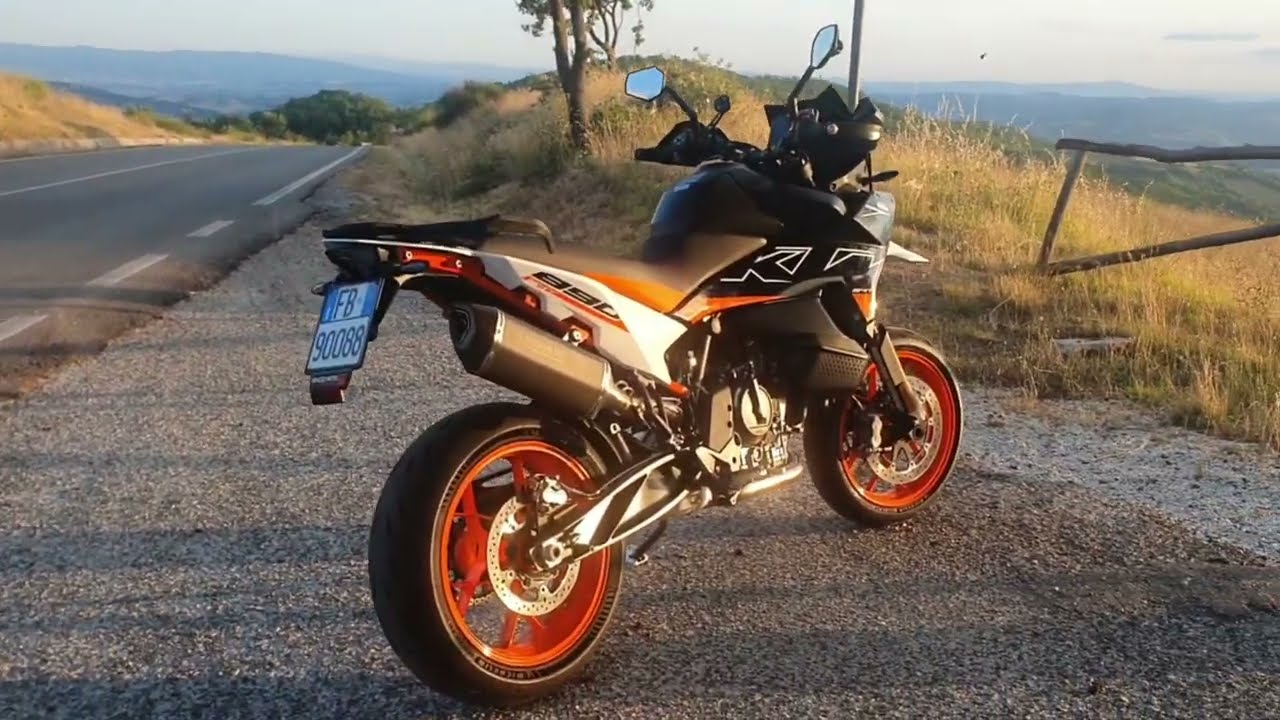 KTM 890 SMT Remus exhaust: a radical change after 9 years of BMW nineT!